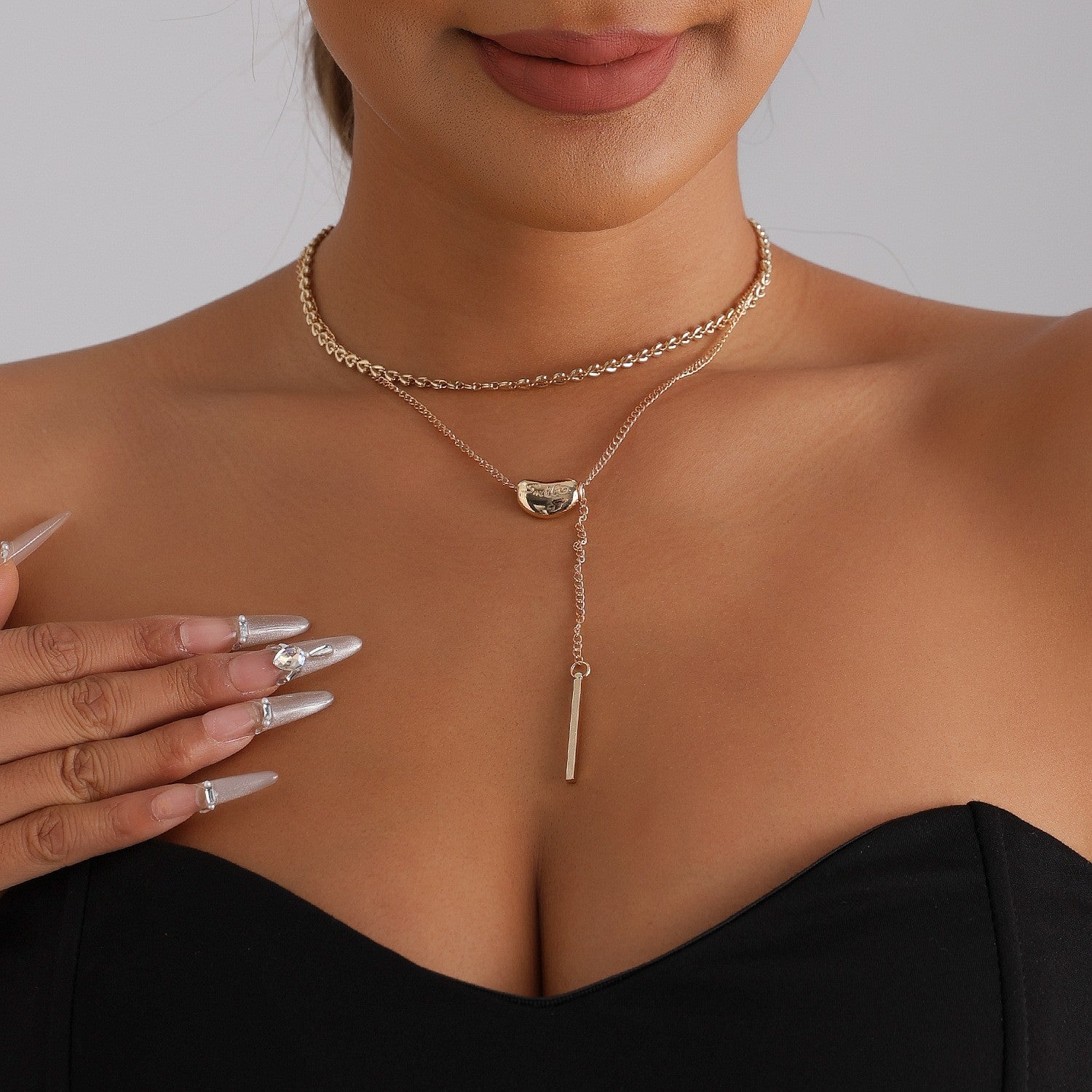 Personalized retro smile letter heart necklace for women, versatile for Instagram.
